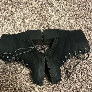 SO chunky black lace up boots